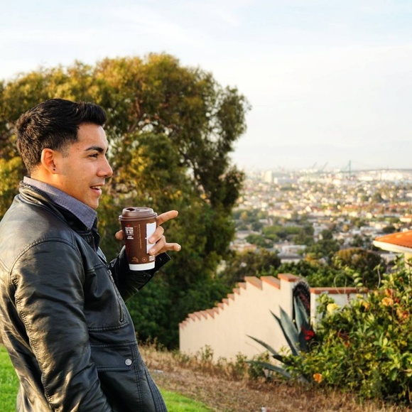 Meet your Posher, Lisette and Josh - Picture 8 of 8